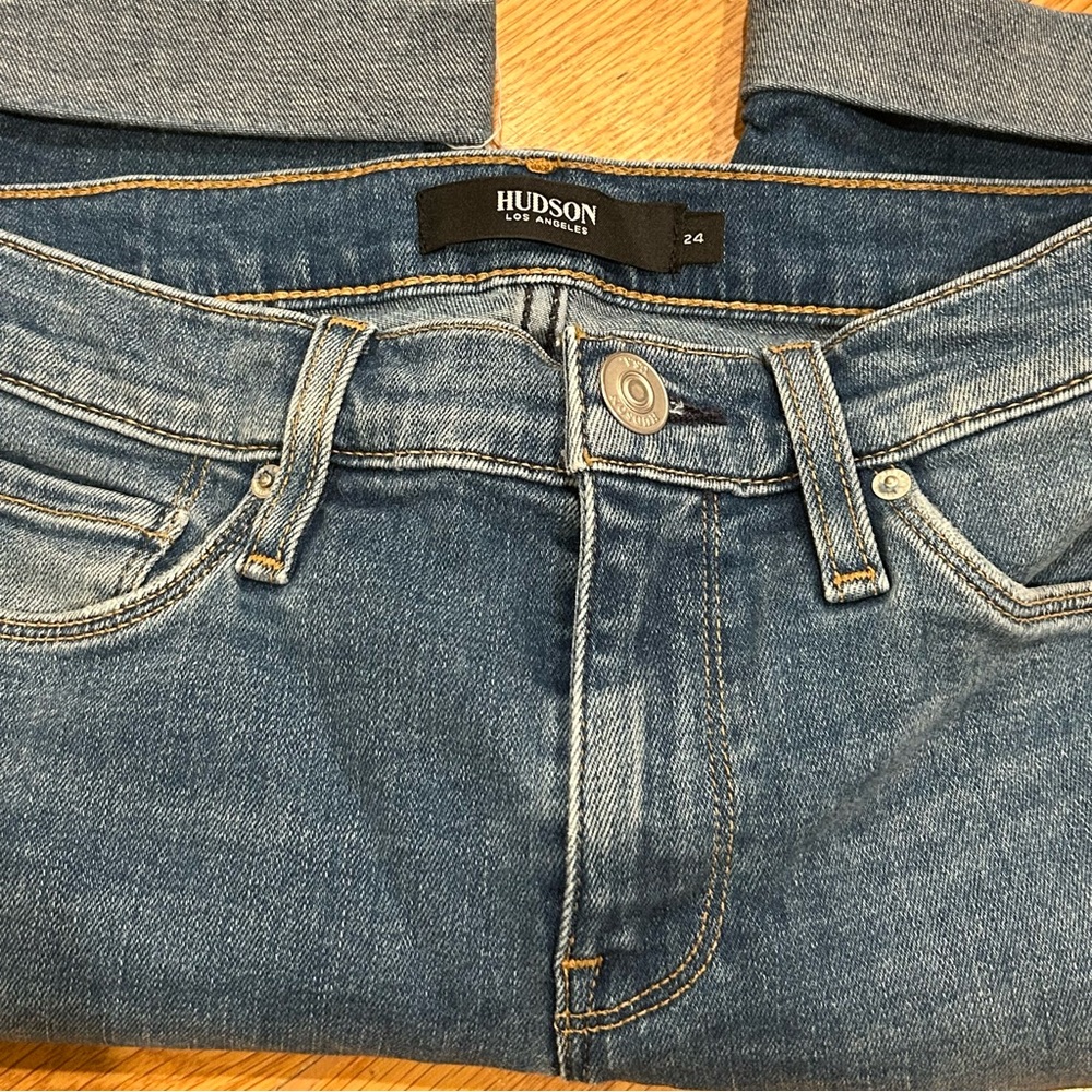 Hudson Jeans Amelia Shorts - Picture 3 of 6